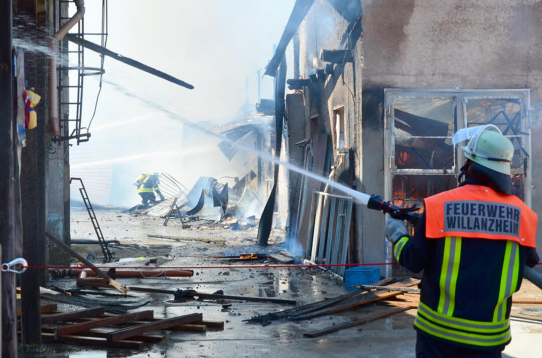 Feuer auf Aussiedlerhof