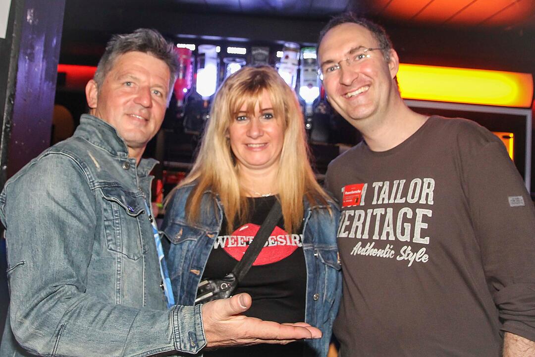 RADSPITZ live im Schwingen Nightlife