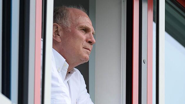 Am 29. Februar darf Uli Hoene&szlig; die JVA Landsberg verlassen. Er hat dann nur die H&auml;lfte seiner dreieinhalbj&auml;hrigen Haftstrafe wegen Steuerhinterziehung verb&uuml;&szlig;t. Foto: Archiv, Andreas Gebert/dpa