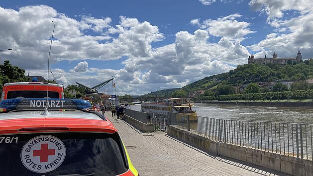 Brand im Maschinenraum von Fahrgastschiff 'Alte Liebe' in Würzburg