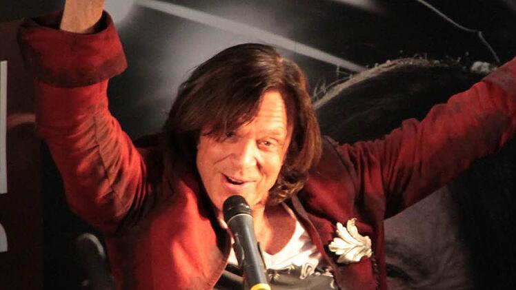 Jürgen Drews am Dienstagabend bei seinem Auftritt im Einkaufszentrum Fritz. Foto: Jürgen Gärtner