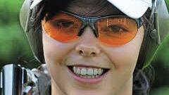 Die 19 Jahre alte Oberhofer Sportgymnasiastin Nadine Messerschmidt wurde Zweite in der Junioren-Konkurrenz der Skeet-Spezialistinnen. Im Finale unterlag die ehemalige Biathletin der Russin Natalia Winogradowa.