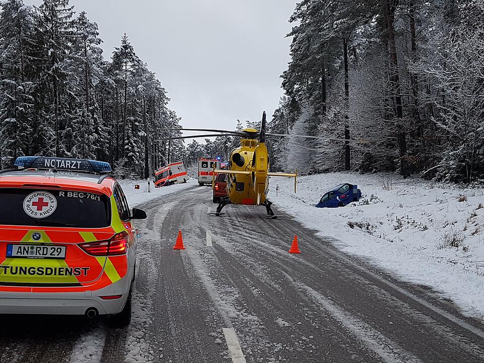 Kreis Ansbach: Auto kracht in Rettungswagen