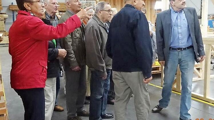 Erst vor wenigen Wochen ließen sich die Hausener die Werkstätten der Barmherzigen Brüder in Gremsdorf erklären.  Foto: privat