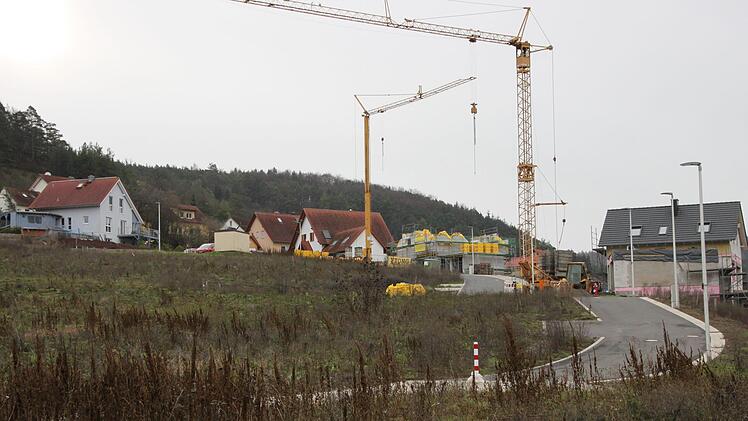 Im Baugebiet "Haiger" in Sulzthal wird weiter viel gebaut. Foto: Hilmar Ruppert