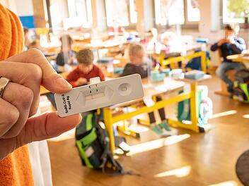 Corona-Tests in Altdorf mit falschen Ergebnissen