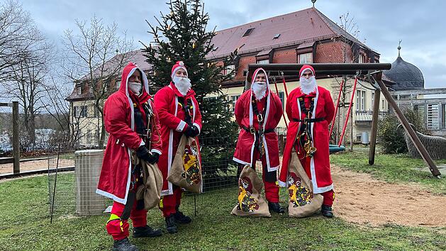 Uniklinik W&uuml;rzburg: Nikol&auml;use seilen sich von Kinderklinik ab
