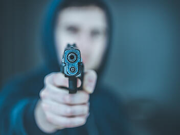 Waffe, Schreckschusswaffe
