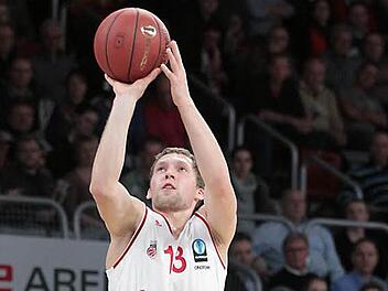 Janis Strelnieks war mit 21 Punkten Bambergs Bester, doch auch der Scharfschütze, der vier Dreier versenkte, konnte die Niederlage nicht verhindern. Foto: sportpress