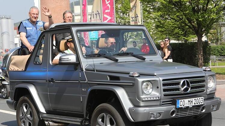 Die Prominenz war mit dem Auto dabei. Foto: Barbara Herbst
