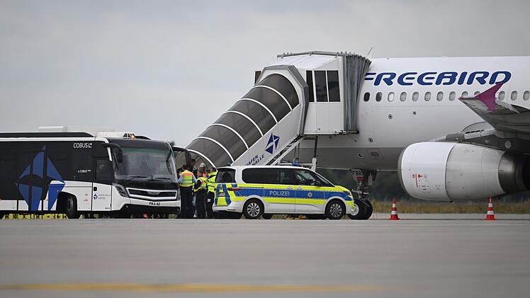 Abschiebeflug in den Irak