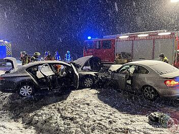 Schneeunfall auf der B2
