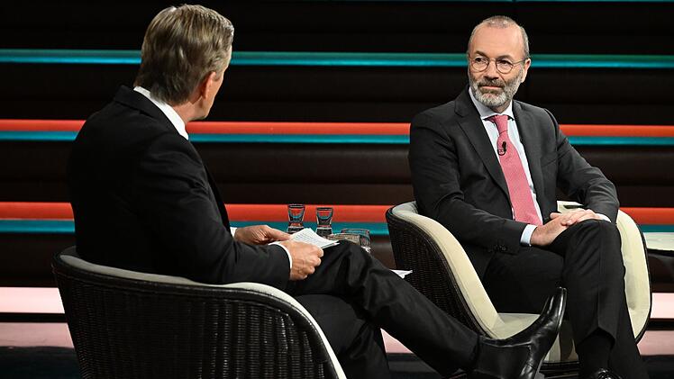 CSU-Vize Manfred Weber stellte im Gespr&auml;ch mit dem ZDF-Moderator klar, dass ein Kanzlerwechsel f&uuml;r ihn nicht zur Debatte stehe.
