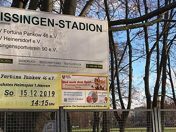 Das Kissingen-Stadion steht nicht in der Kurstadt an der Fränkischen Saale, sondern im Berliner Stadtteil Pankow. Foto: Jürgen Schmitt
