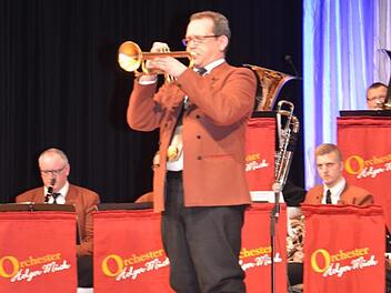 Orchesterleiter, Komponist und Solotrompeter Holger Mück hat mit seinem OHM die neue CD "Egerländer Blut" auf den Markt gebracht. Sie ist ab sofort erhältlich. Foto: Karl-Heinz Hofmann
