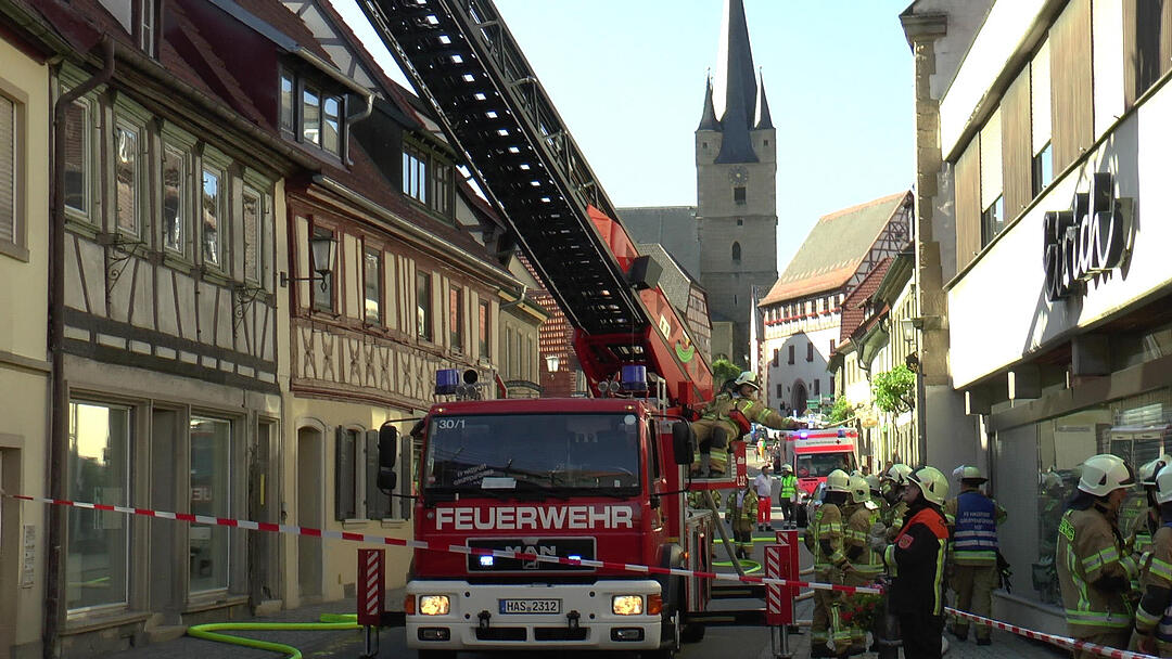 Zeil: Dachstuhlbrand in Altstadt