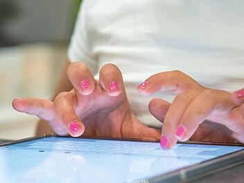 Fall von Cybergrooming vor Gericht in Nürnberg: 33-Jähriger wegen Vergewaltigung und sexueller Nötigung verurteilt Fall von Cybergrooming vor Gericht in Nürnberg: 33-Jähriger wegen Vergewaltigung und sexueller Nötigung verurteilt