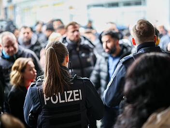 Nach Bankeinbruch - Tresorraum mit Bohrer aufgebrochen