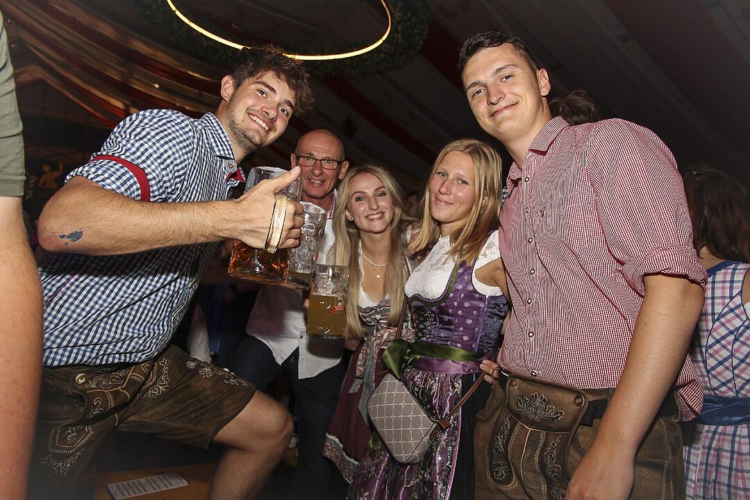 Für Partystimmung sorgten die "Stoapfälzer Spitzbuam"