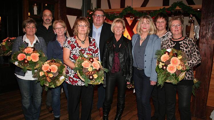 Sie gehören seit 40 Jahren zum Mitarbeiterstab des Wachenrother Unternehmens