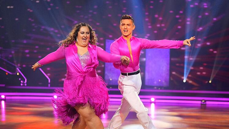 "Chica, du hast gerockt", feierte Jorge die Leistung von Sandra und deren Samba mit Zsolt Sándor Cseke.
