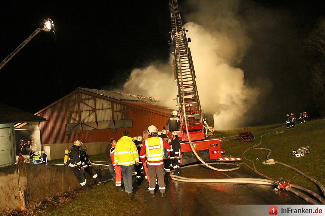 Großbrand zerstört Scheune in Herbartsdorf