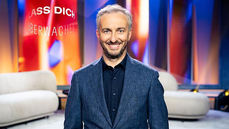 Jan Böhmermann gräbt wieder tief in den digitalen Geheimnissen seines Studiopublikums.