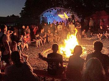 Westernstimmung am Lagerfeuer Foto: Joseph Beck