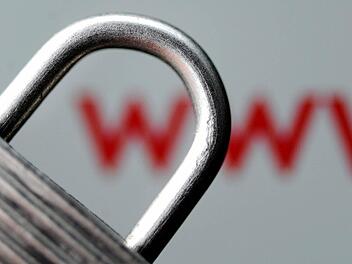 Auch verschlüsselte Daten sind längst nicht so sicher, wie die Internetnutzer meinen. Foto: dpa