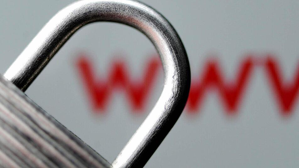 Auch verschlüsselte Daten sind längst nicht so sicher, wie die Internetnutzer meinen. Foto: dpa
