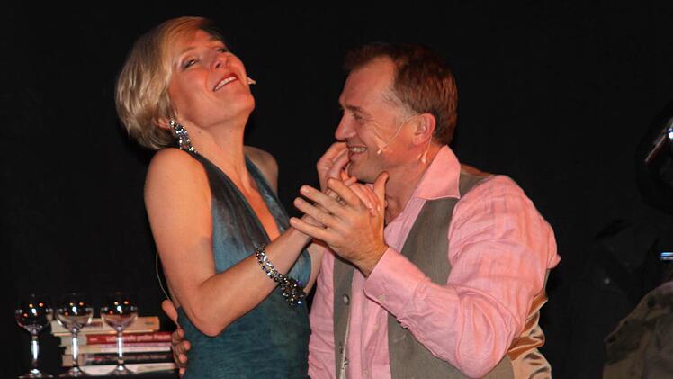 Patricia Appel (links) und Horst Kiss bei "zwei Herzen im Dreivierteltakt".Foto: Günther Geiling