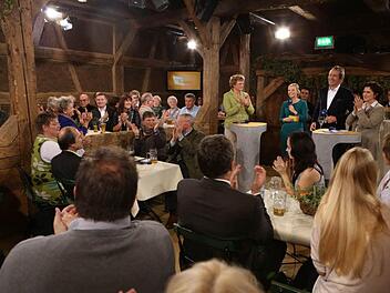Eine dreiviertel Stunde hatten die Ebermannstadter Zeit, mit Monika Hohlmeier und Maria Noichl über EU-Themen zu diskutieren. Foto: Barbara Herbst