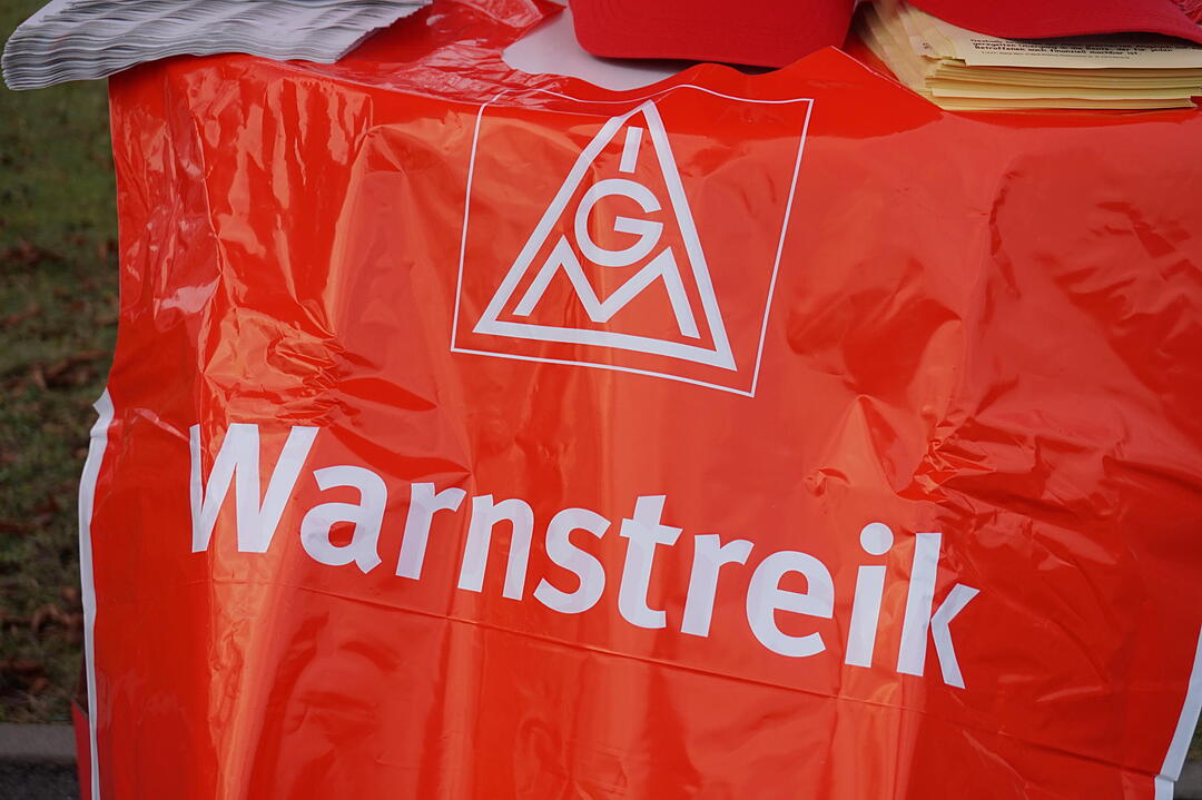 Warnstreik IG Metall in Kitzingen