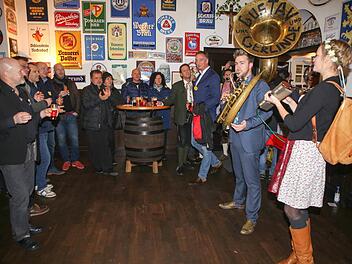 Bei zünftiger Dixiemusik kam bei den Partygästen beste Stimmung auf. Fotos: RiegerPress