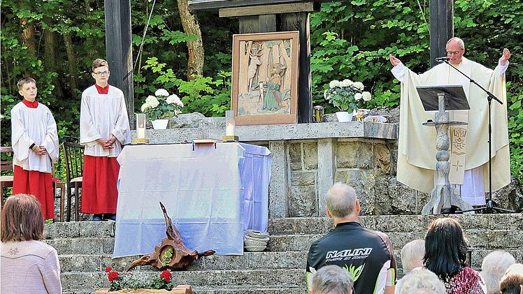 Hubertusmesse an der Talkirche. Foto: Dieter Britz