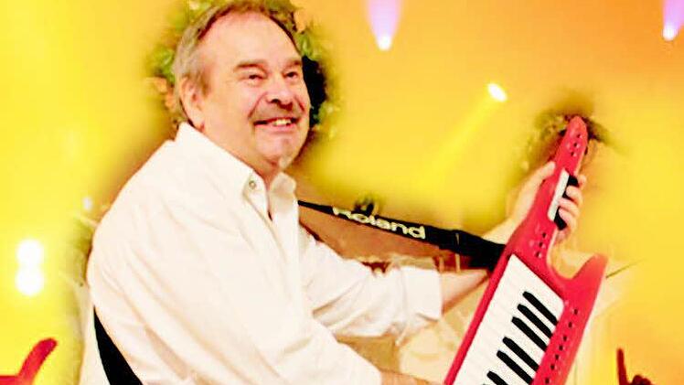 Günter Bauer wird ab 10 Uhr zum Frühschoppen am Cafe Seebühne unterhalten.