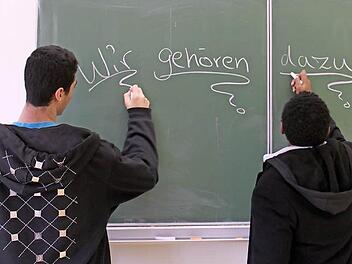 Flüchtlinge sollen im Landkreis nicht im Abseits stehen: Dazu braucht es aber auch Wohnraum. Foto: Archiv/Heike Beudert