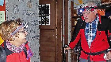 Die Eheleute Stingl fertig zum Aufbruch zum Piz Badile.