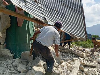Erdbeben vor der K&uuml;ste Indonesiens