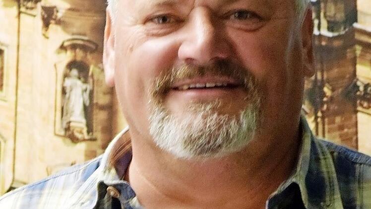 Georg Hagel stellte mit einem Augenzwinkern fest: "Alle Georgen sind Pfundskerle."