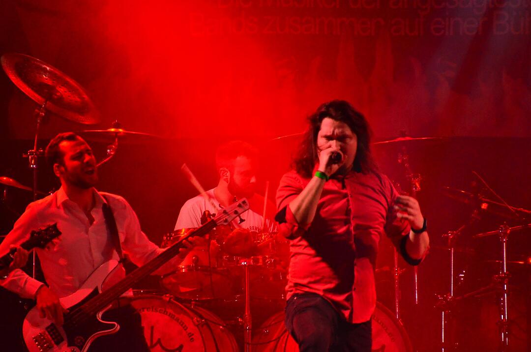 Mit ALLSTAR live auf der B&uuml;hne und Ph&auml;t J&auml;nnys H&ouml;use als Vorband!