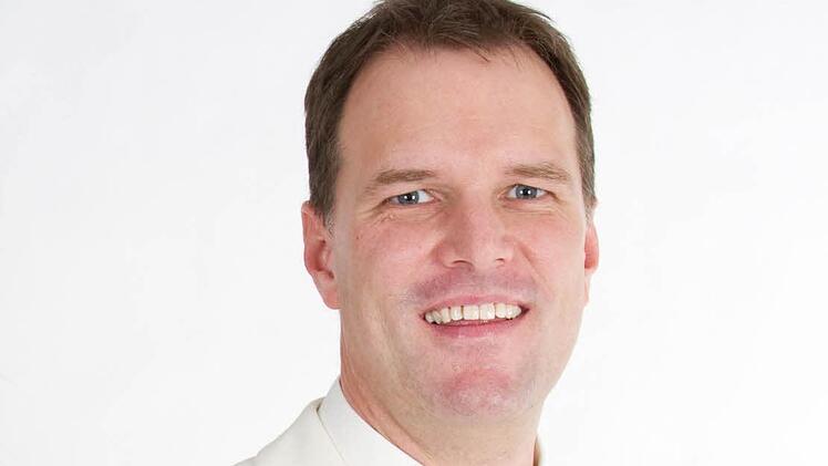 Eberhard Fasel gibt am Samstag ein Konzert im Münnerstädter Schlosshof.  Foto: Fasel