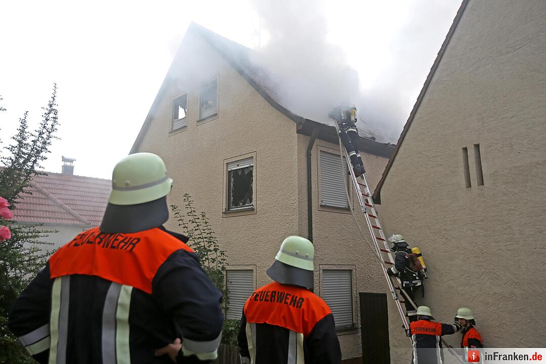 Brand in Wohnhaus in Schönbrunn