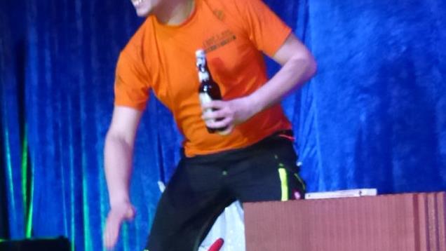 Nino Richter plauderte aus dem Leben eines Bauarbeiters.Foto: Klaus-Peter Wulf