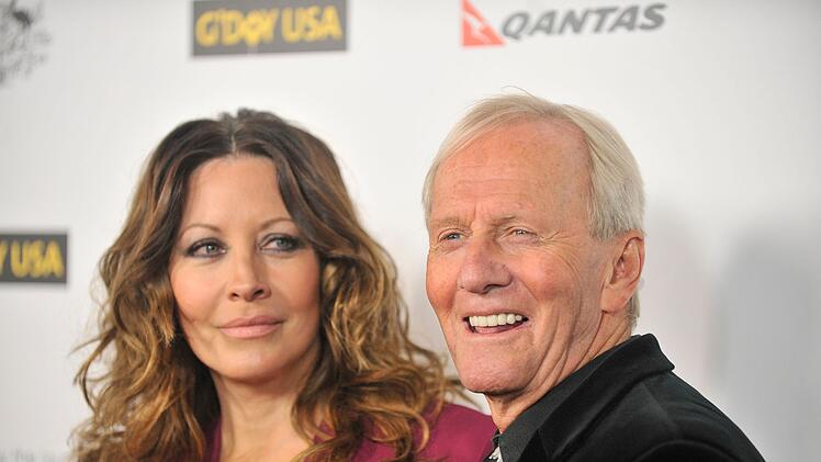 Sie h&auml;tten sich auseinander gelebt, erkl&auml;rte Paul Hogan. Nach &uuml;ber 20 Jahren Ehe lie&szlig;en sich Linda Kozlowski und der Schauspieler 2014 scheiden.