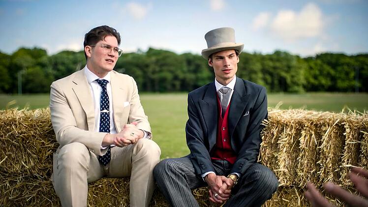 Vincent Ritter Clanner von Engelshofen (links) und Vincent Freiherr von Preuschen von und zu Liebenstein berichten von ihrem Leben zwischen traditionellen Erwartungen und der modernen Realit&auml;t.