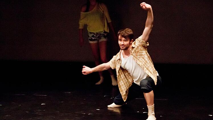 Impressionen vom Tanztheaterabend in der Coburger ReithalleFoto: Jochen Berger