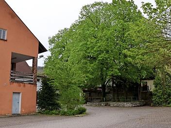 Das Areal der ehemaligen Brauerei Winkler in Melkendorf ist mittlerweile im Besitz der Gemeinde Litzendorf. Foto: Andrea Spörlein