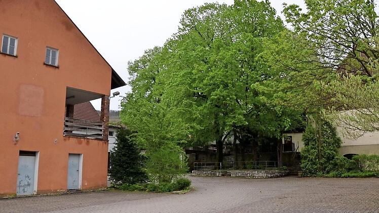 Das Areal der ehemaligen Brauerei Winkler in Melkendorf ist mittlerweile im Besitz der Gemeinde Litzendorf. Foto: Andrea Spörlein