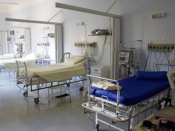 Krankenhaus, Krankenzimmer, Klinik, Bett